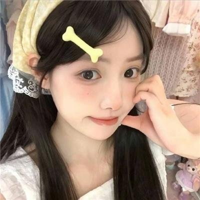 宝拉：裸画像